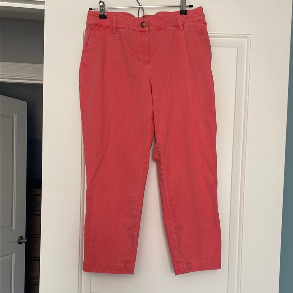 Tommy Bahama cropped pink summer chinos - size 8